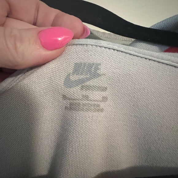 AVAILABLE: Retro Nike track jacket - COPY - Previous client didn’t fit - Picture 2 of 3